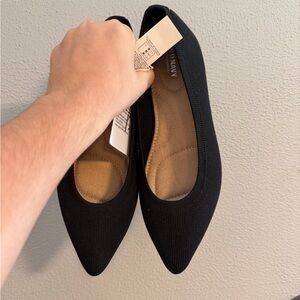 NWT Old Navy Black Women's Flats